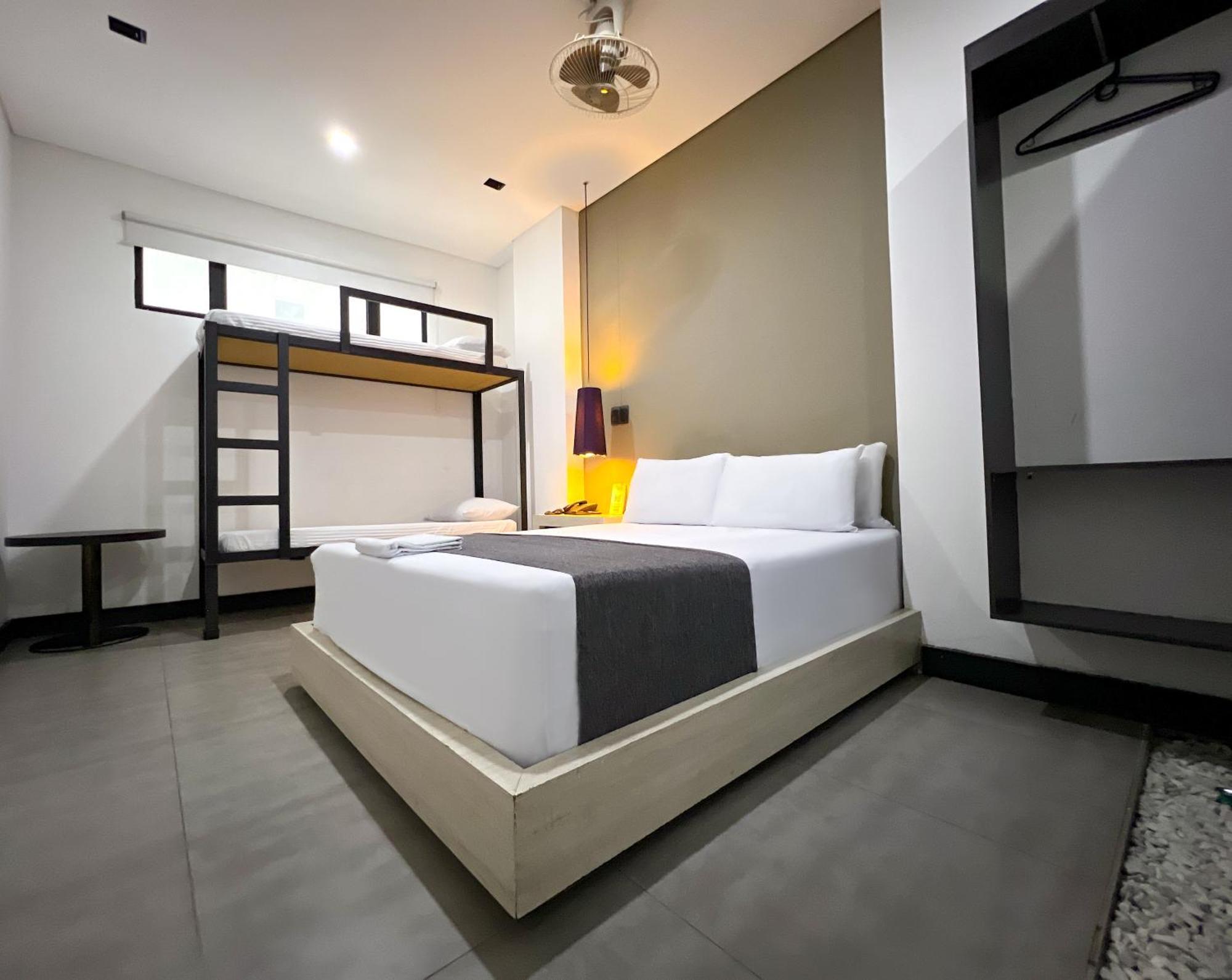 Hotel 47 Medellin Center Extérieur photo